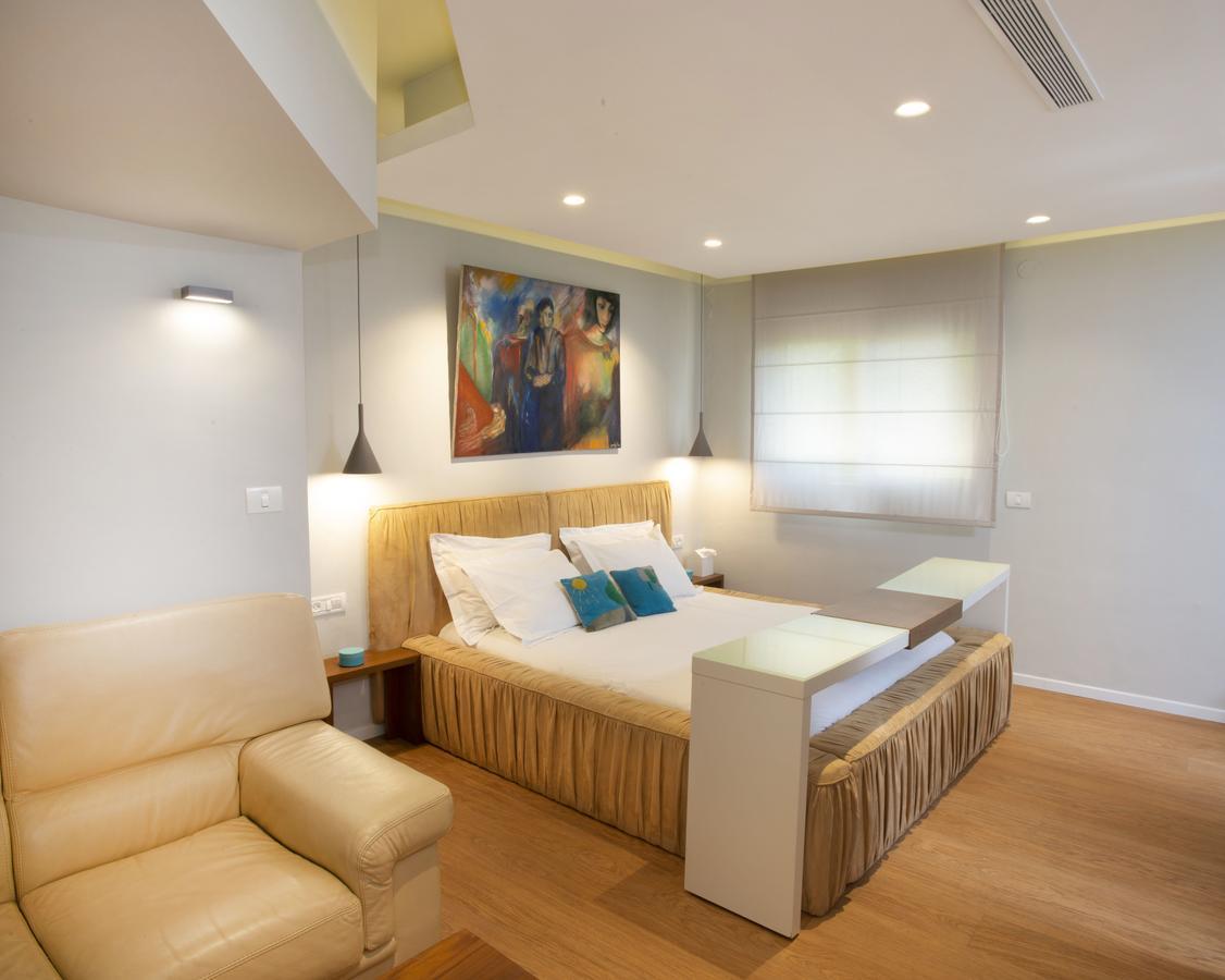 Romantic Suite In Caesarea Exterior photo